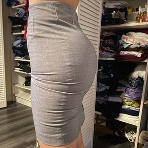 H&M grey skirt size 2. New condition never worn
